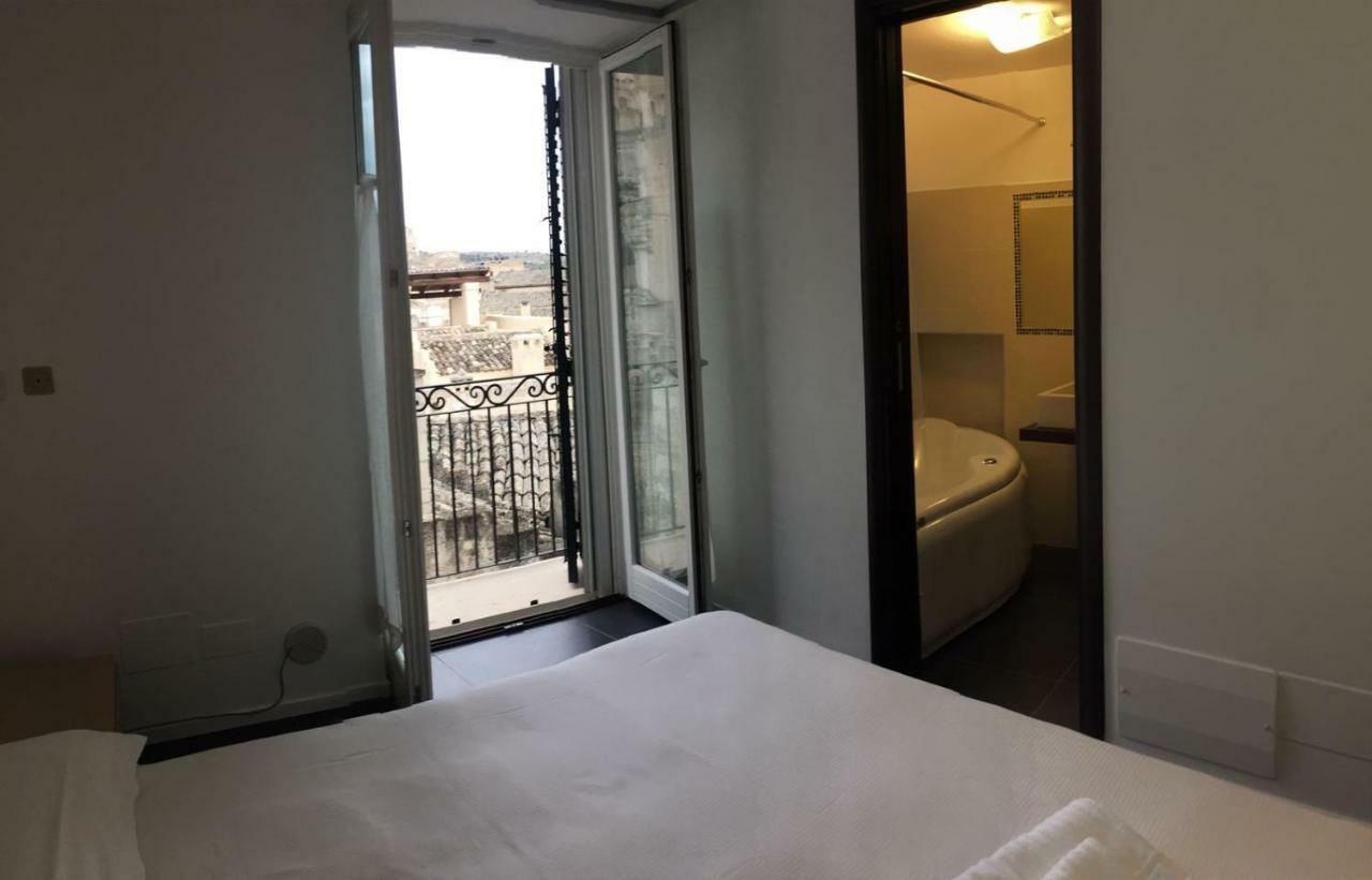 מטרה La Scala Suite מראה חיצוני תמונה